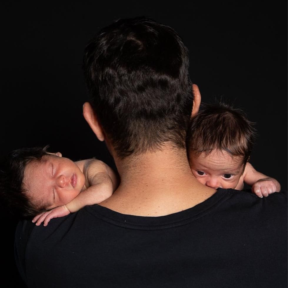 Ferdinando Valencia y sus hijos