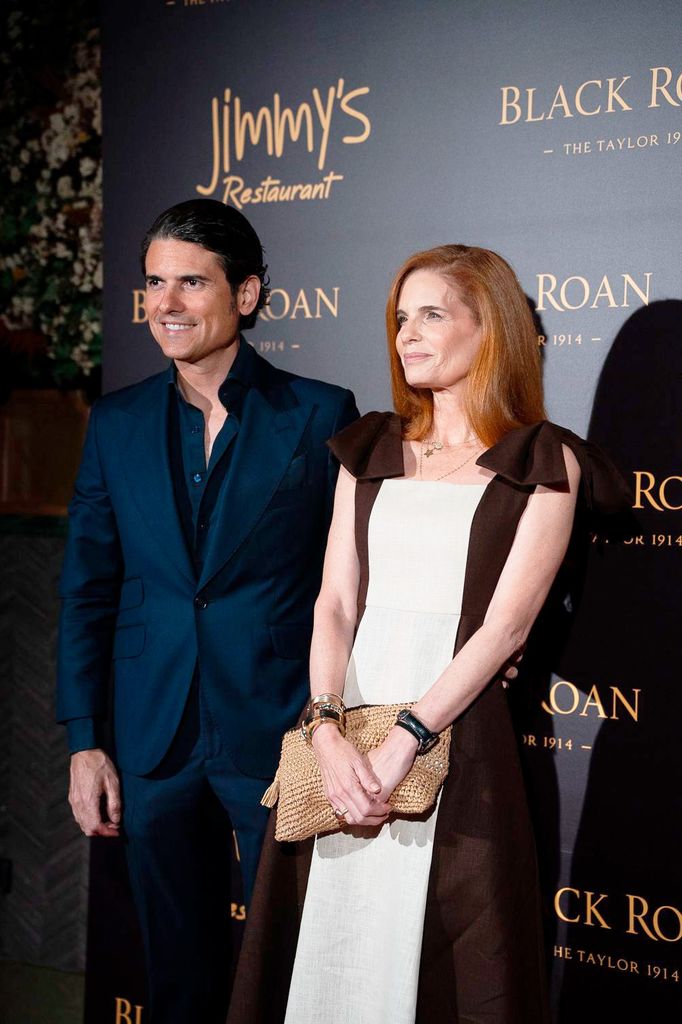 Julián Porras-Figueroa y Olivia de Borbón en el aniversario de su firma