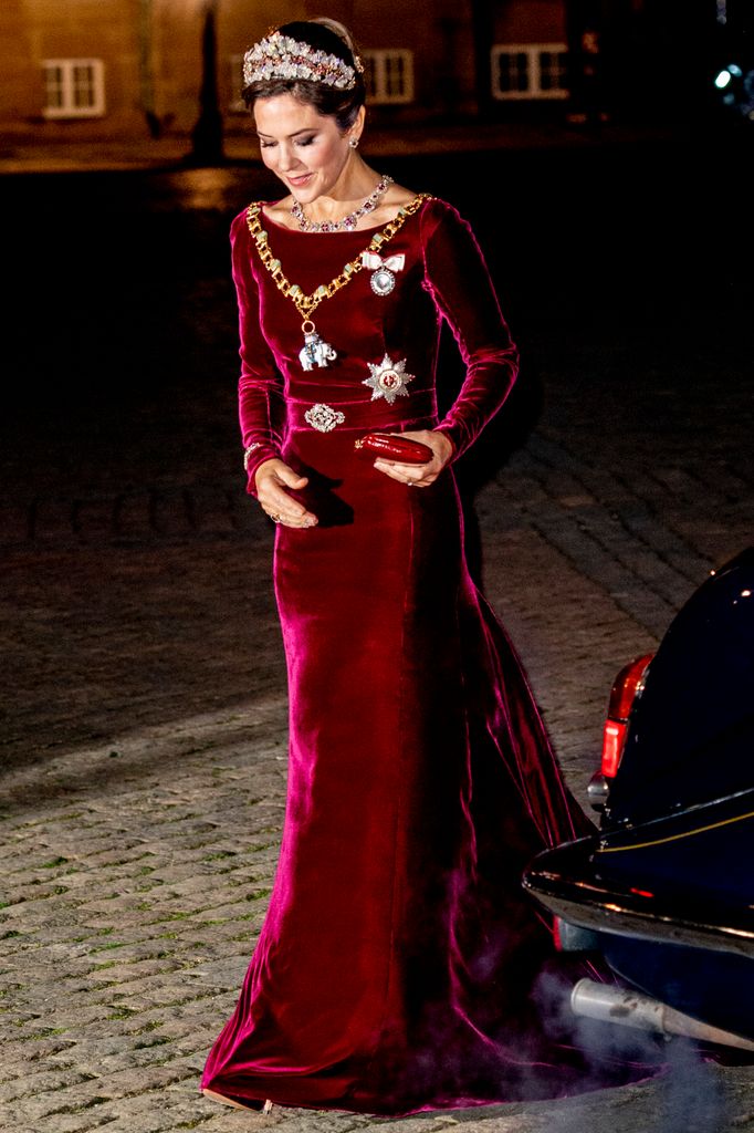 Mary de Dinamarca en la gala de Año Nuevo en el palacio de Amalienborg, 2020.