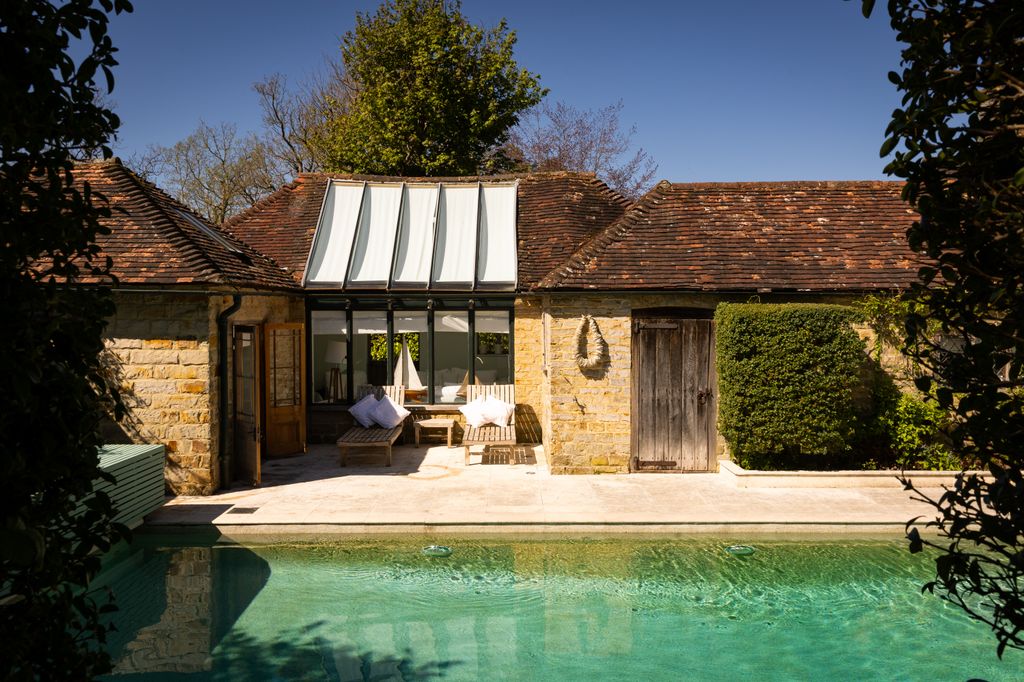 La piscina de la casa del conde de Snowdon