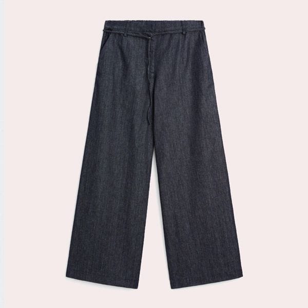 Jeans wide leg tiro alto con cinturón
