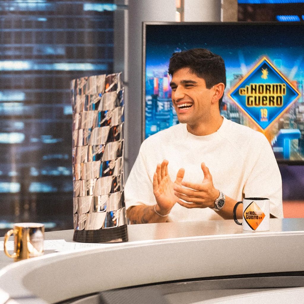 Plano medio de Jorge Martín en El Hormiguero