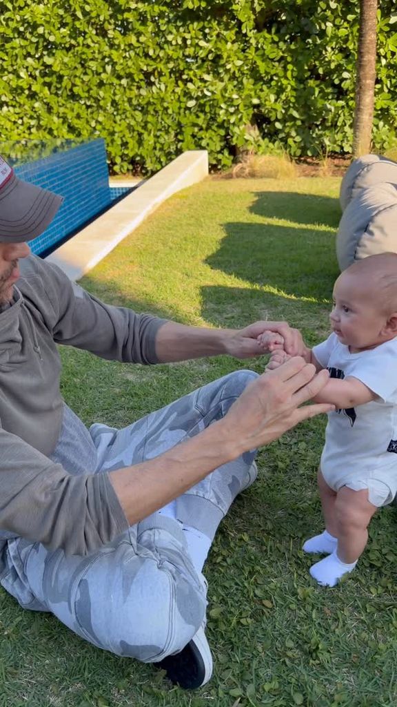 Enrique Iglesias con Romeo