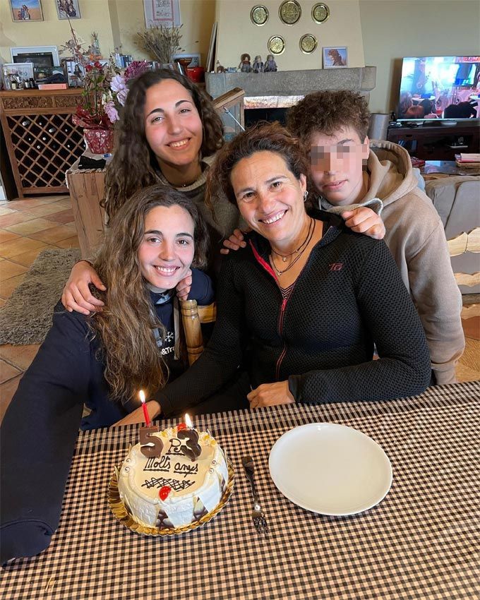 La familia de Nani Roma, su mujer Rosa y sus tres hijos