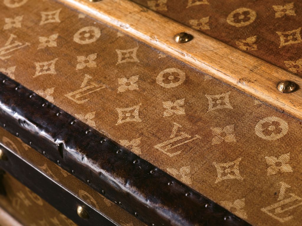 Estampado Monogram, creado por George Vuitton en 1896.