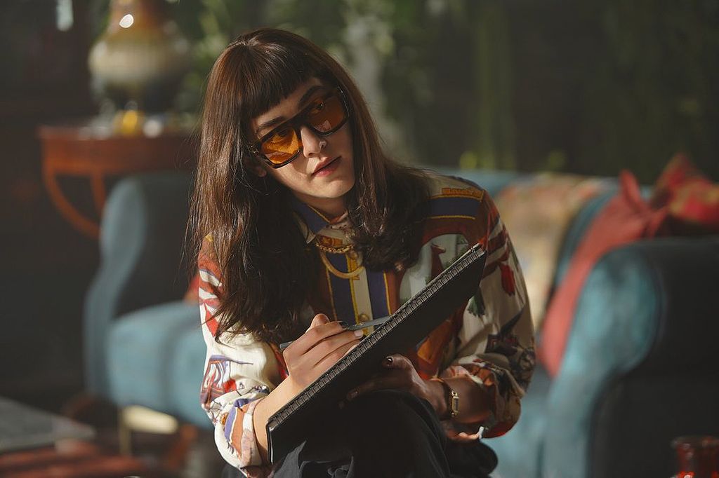 Nil Sude Atayrak es una de las protagonistas de 'Şahmaran'