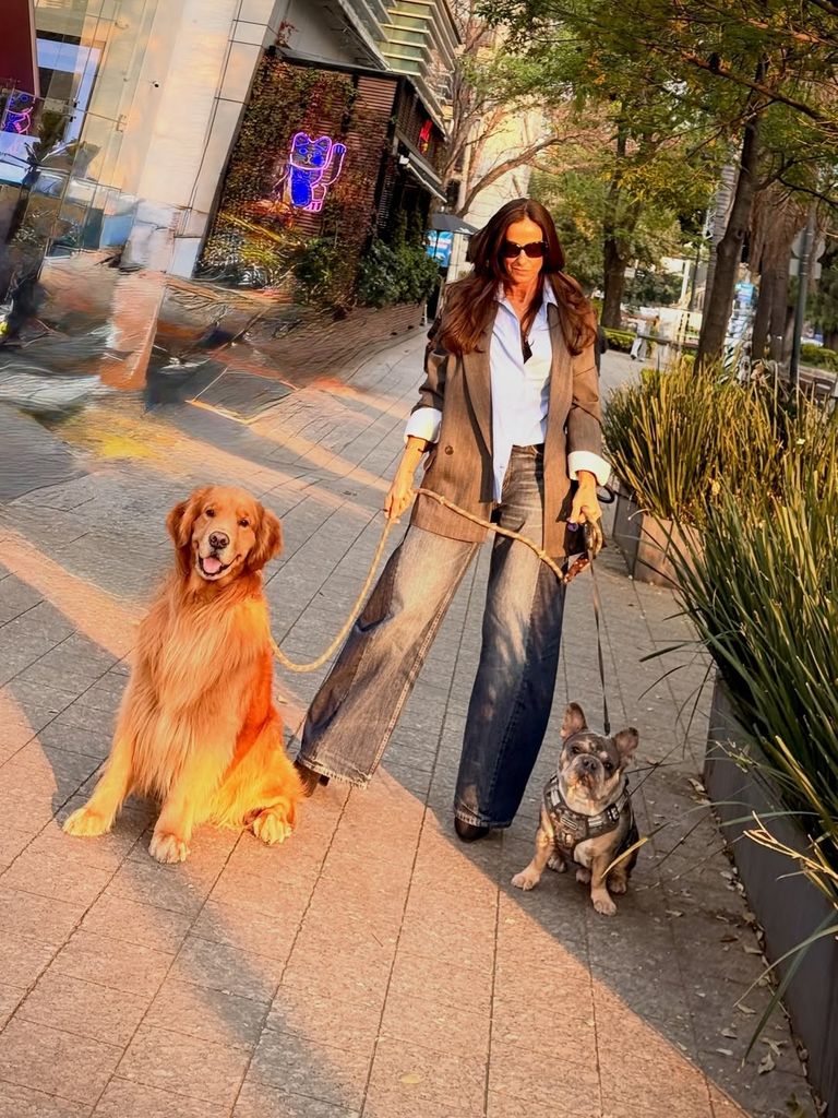 Paulina Mercado junto a Bruno y Borges.