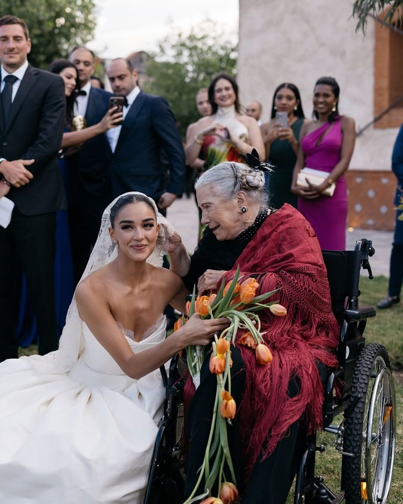 Ale Capetillo y su Yeya