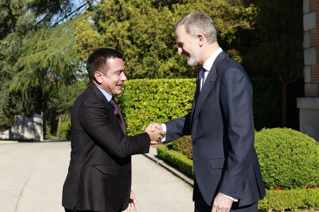 El Rey recibe el saludo del Presidente de la República del Ecuador, Daniel Noboa Azín

