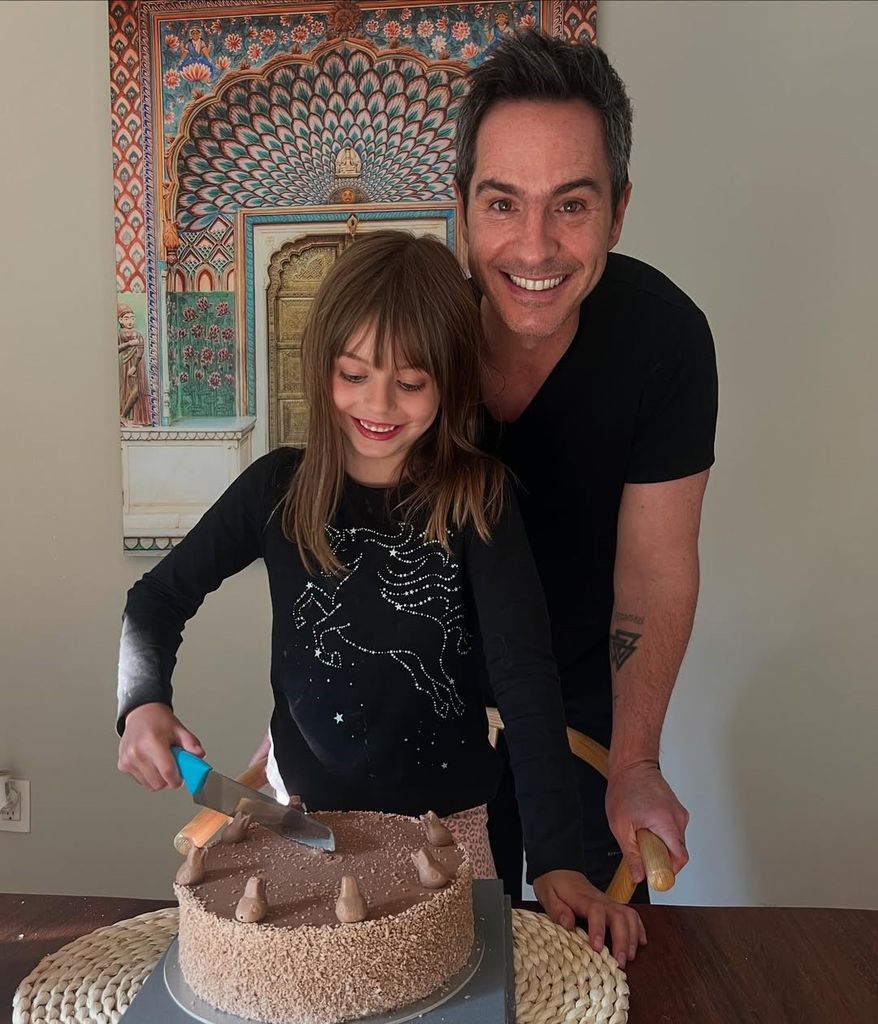 Mauricio celebró sus 48 años con la mejor compañía, sus hijas.