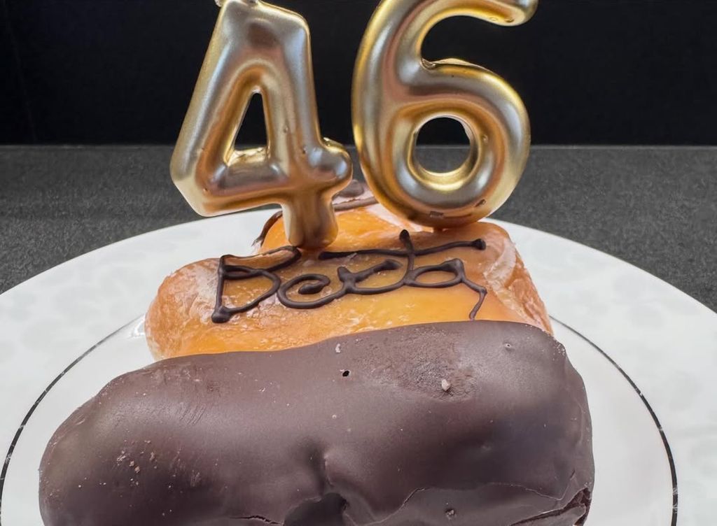 Edu Galán ha soplado las velas en una apetecible palmera