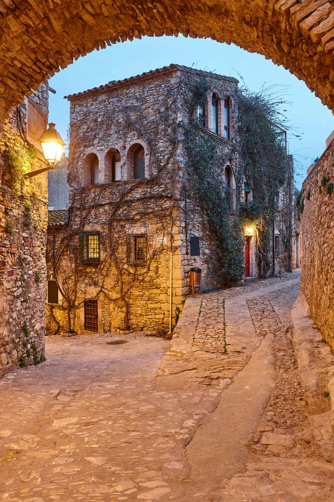 Pueblo medieval de Peratallada, Costa Brava, Girona