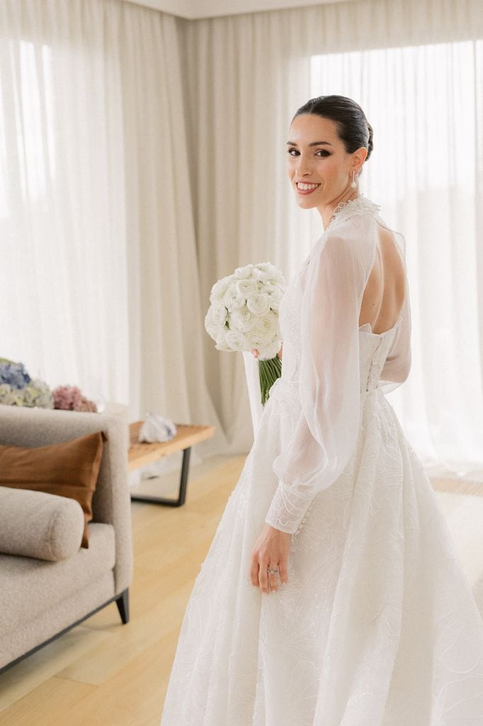 La boda de Elena con vestido de Inés Lacasa