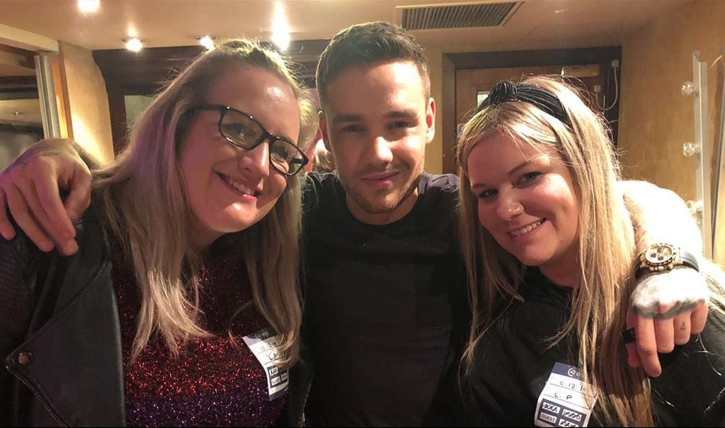 Liam Payne junto a sus hermanas Nicola y Ruth en una postal de hermanos publicada en 2019.