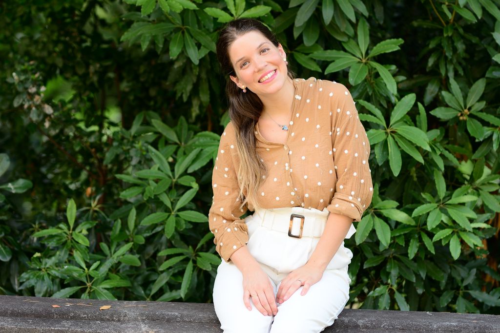 Retrato de la interiorista Verònica Martín, fundadora de A-típic
