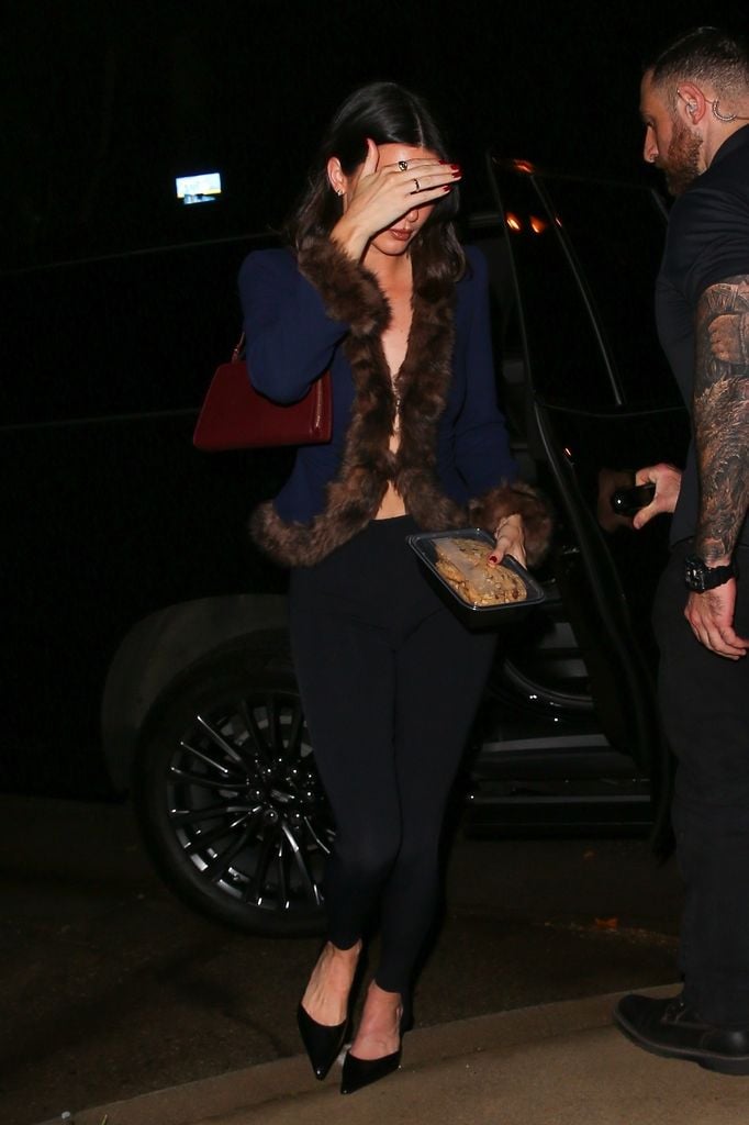 Se trata de una manicura sofisticada y madura.