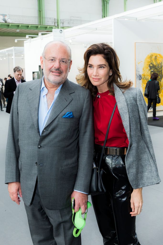 El matrimonio en un evento de arte contemporaneo en el Grand Palais de París en el año 2013