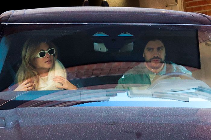 Piqué y Clara Chía