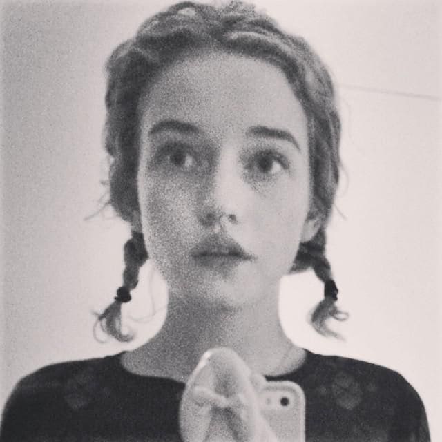julia garner