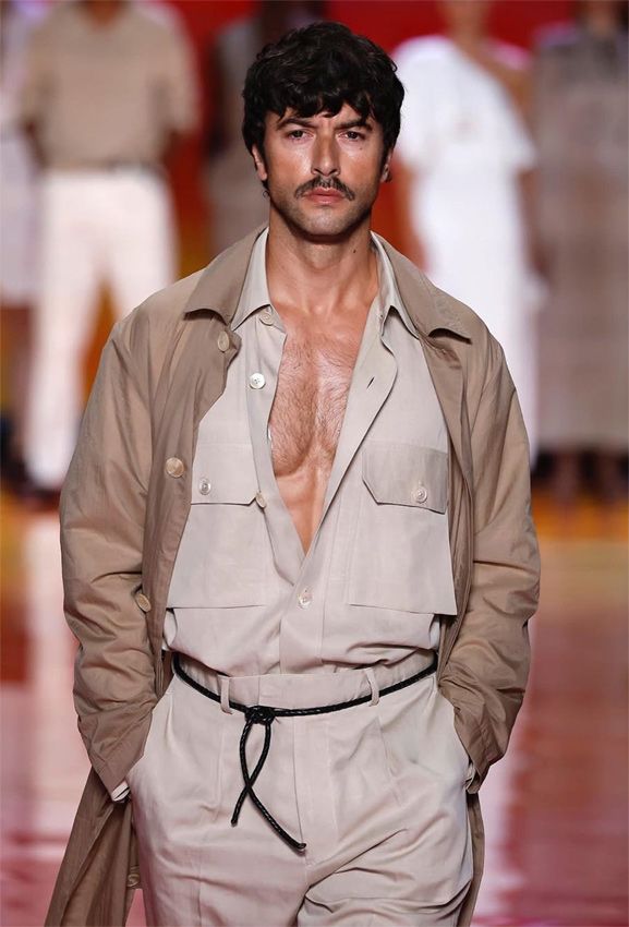 Javier Rey desfila para Pedro del Hierro