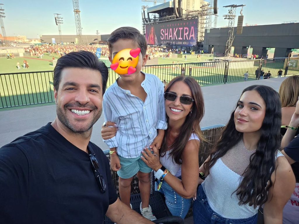 Paula Echevarría acudió al concierto de Skahira con su pareja, Miguel Torres, y sus dos hijos: Daniella y Miki