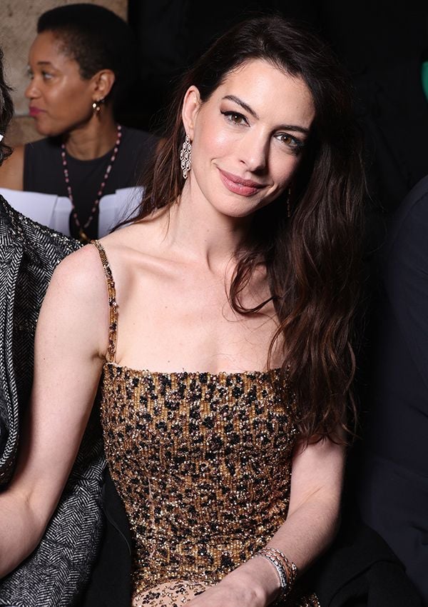 anne-look3