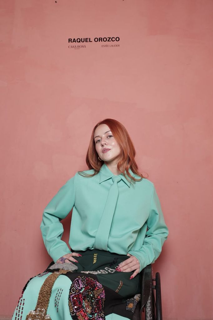 Andrea Zuckermann, mejor conocida como Zucki, es una modelo y referente de estilo en México. Aquí, durante la presentación de la colección de la diseñadora Raquel Orozco.