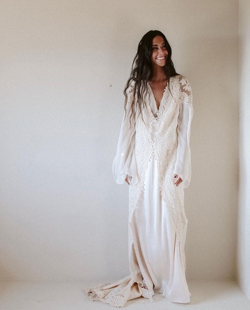 Vestidos de novia virales con manteles y colchas claudia llagostera