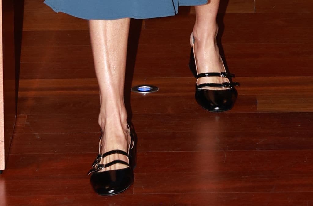 La reina Letizia en los premios de la Asociación de Prensa de Madrid con un vestido de Bottega Veneta