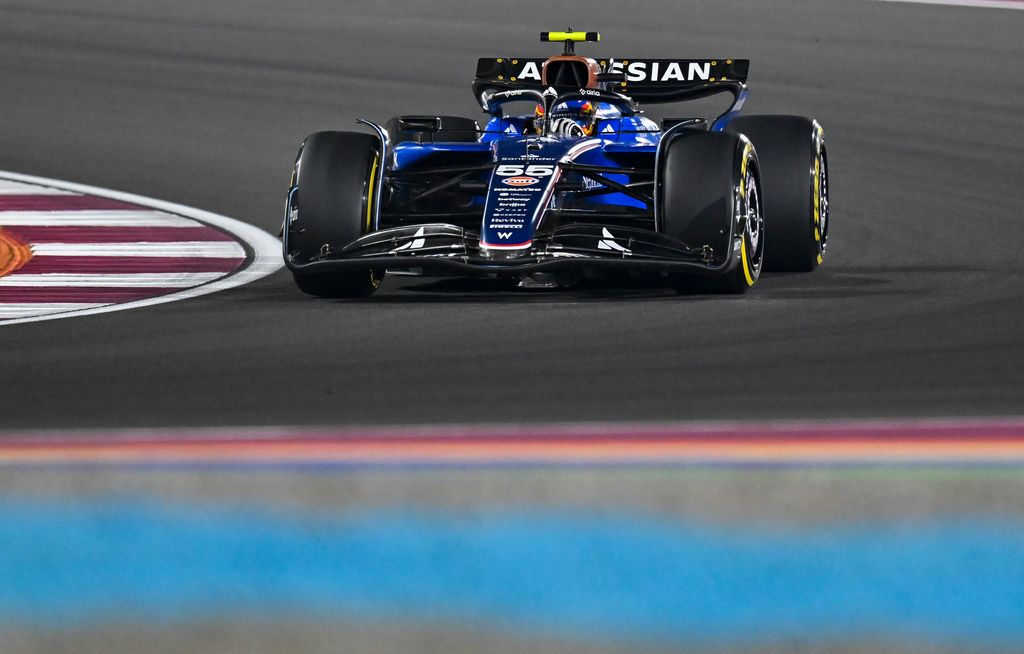 El Williams de Carlos Sainz Jr, sobre el asfalto