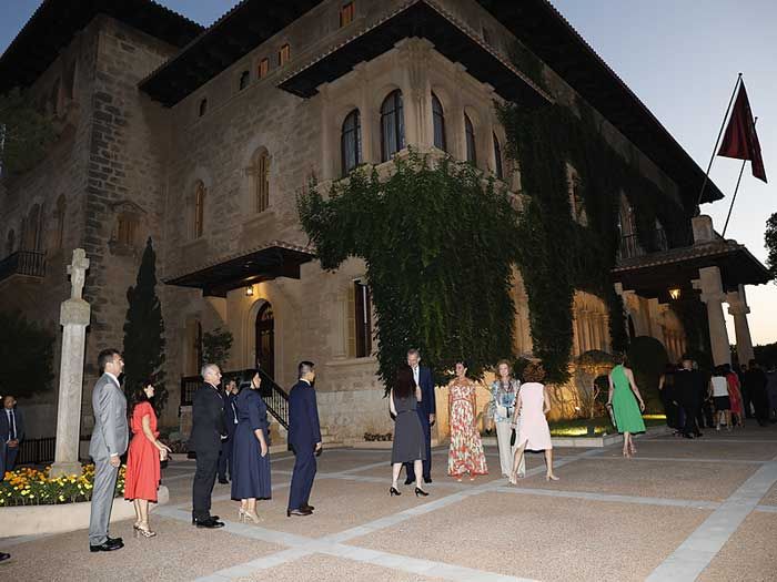 Los Reyes y doña Sofía en la recepción de Marivent
