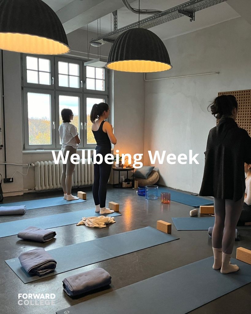 Una imagen de las actividades de Forward College en su Semana del Bienestar