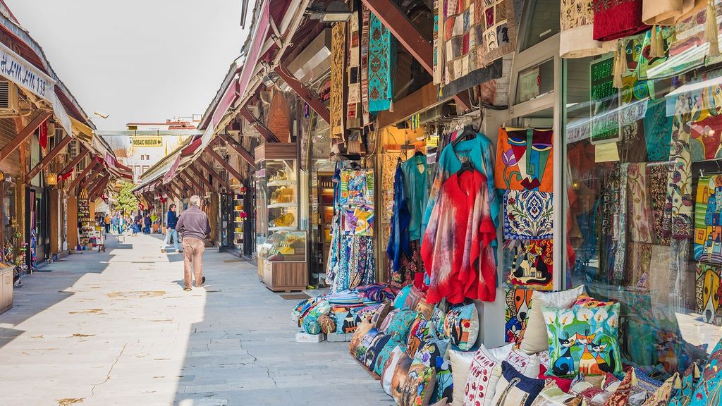 Los textiles hechos a mano y la artesanía tradicional revelan el lado más íntimo y auténtico de Estambul