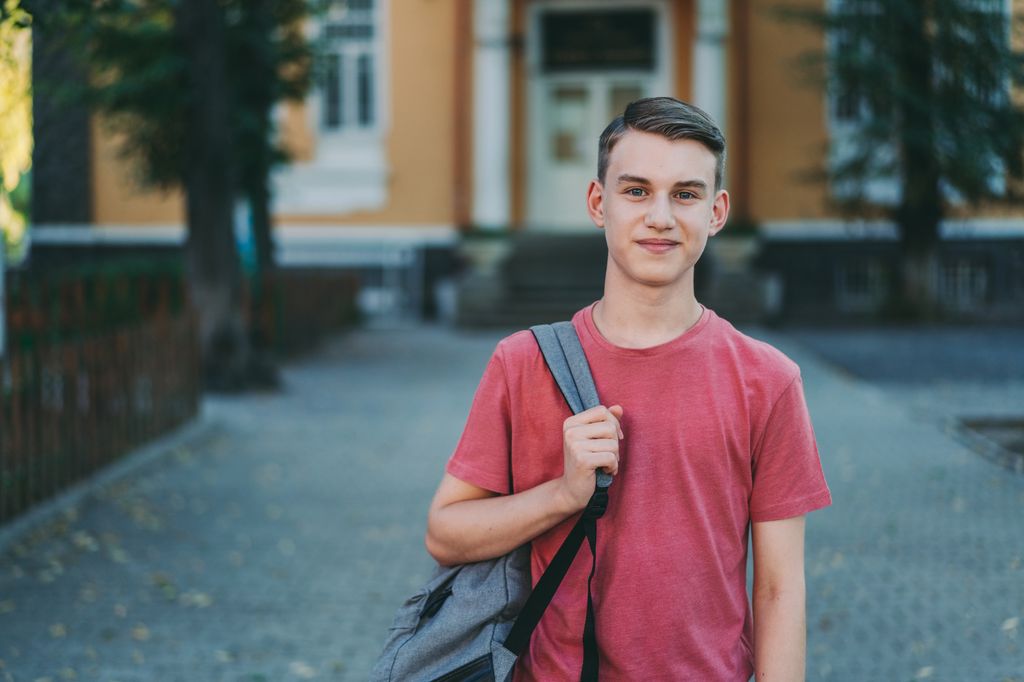 Adolescente en la universidad
