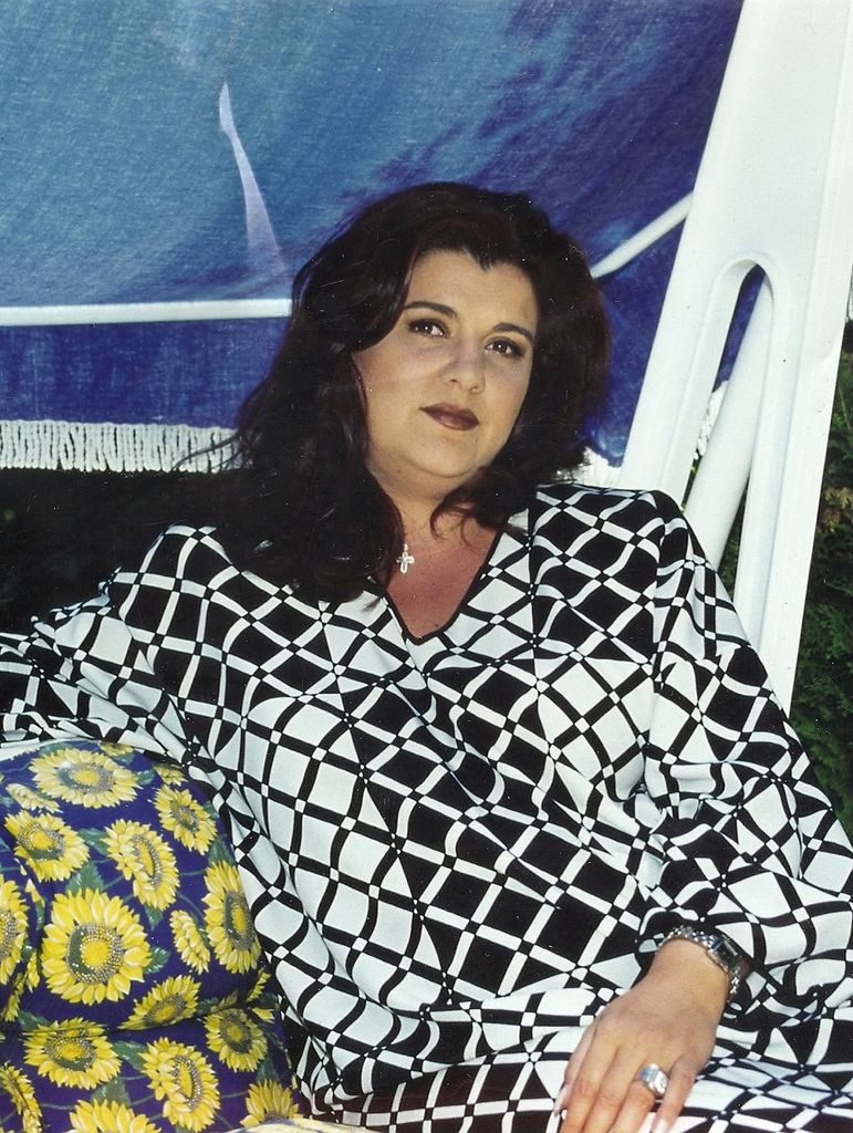 Cristina Blanco aparece en La última vuelta, la nueva película de Miguel Ángel Muñoz, dejando al actor un recuerdo especialmente valioso de su madre tras su fallecimient