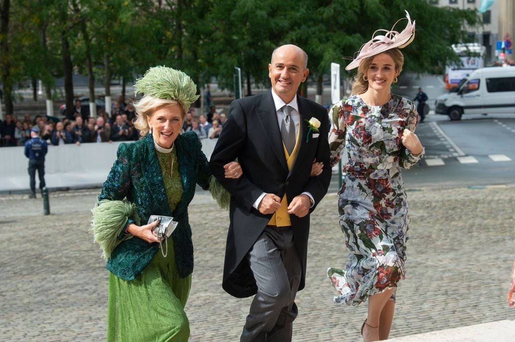 La princesa Astrid junto a la princesa Luisa María 