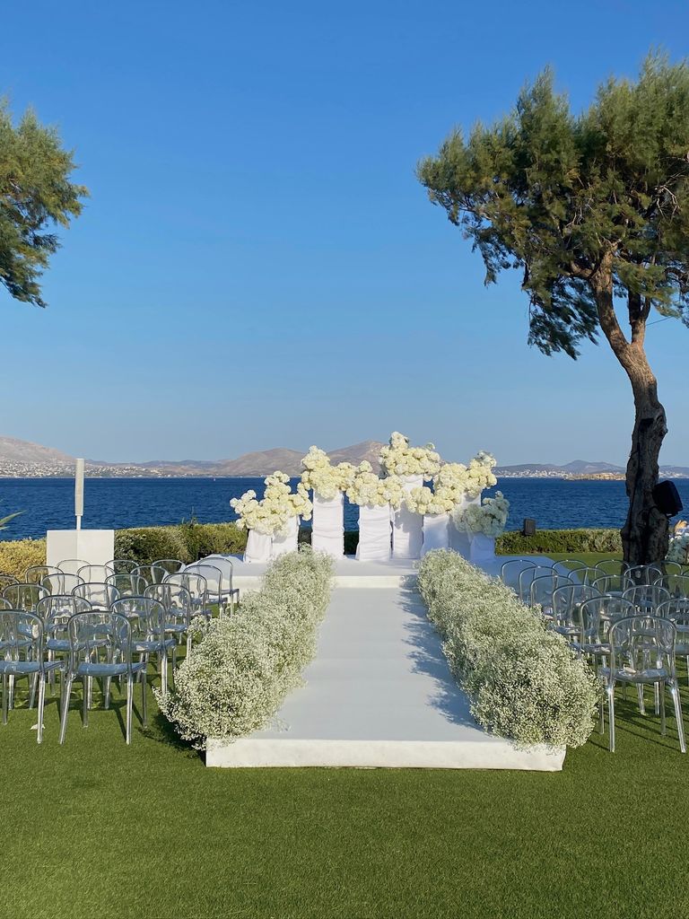 Las espectaculares imágenes de la boda de Noelia López y Roberto Jiménez en Grecia