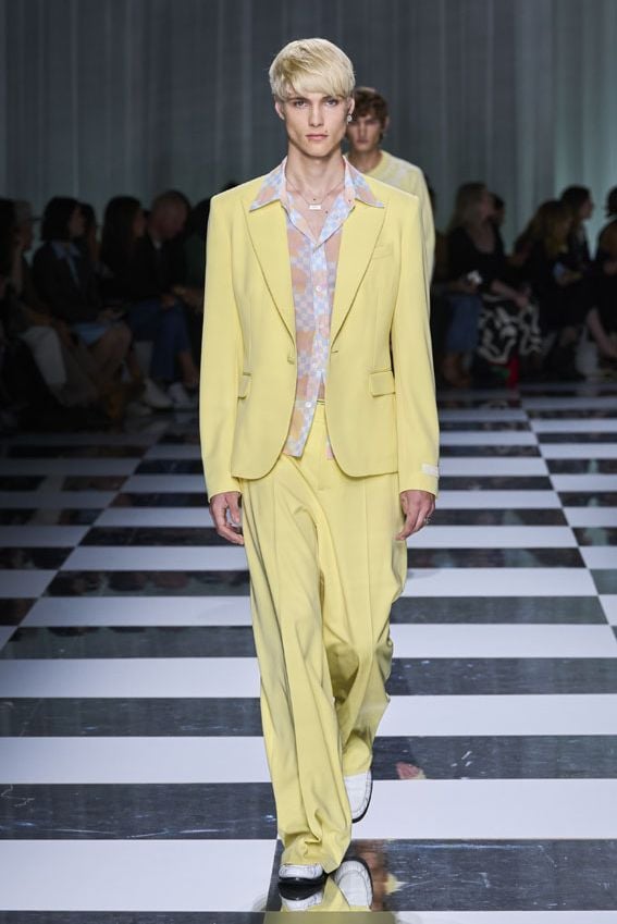 versace057a