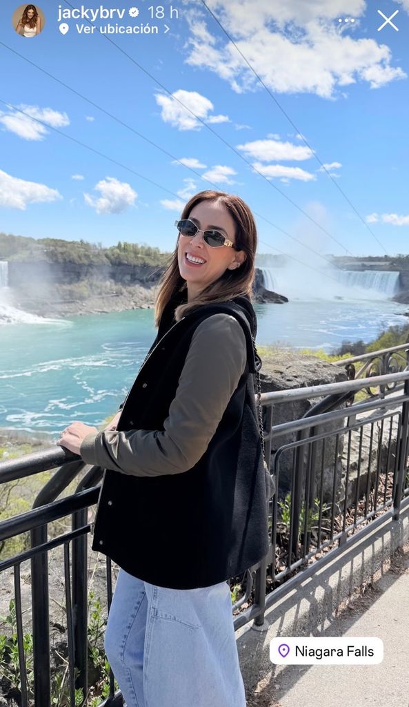 Jacky Bracamontes en las cataratas del Niágara.