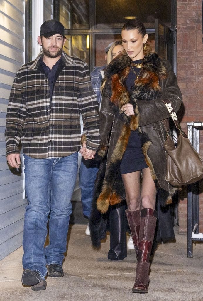 Adan Banuelos y Bella Hadid han tenido un noviazgo con altas y bajas.