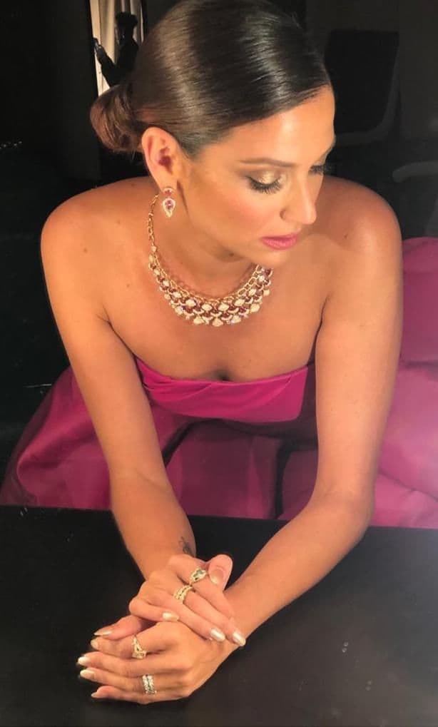 Natalia Jimenez elegancia inconfundibles en los Grammys Latinos