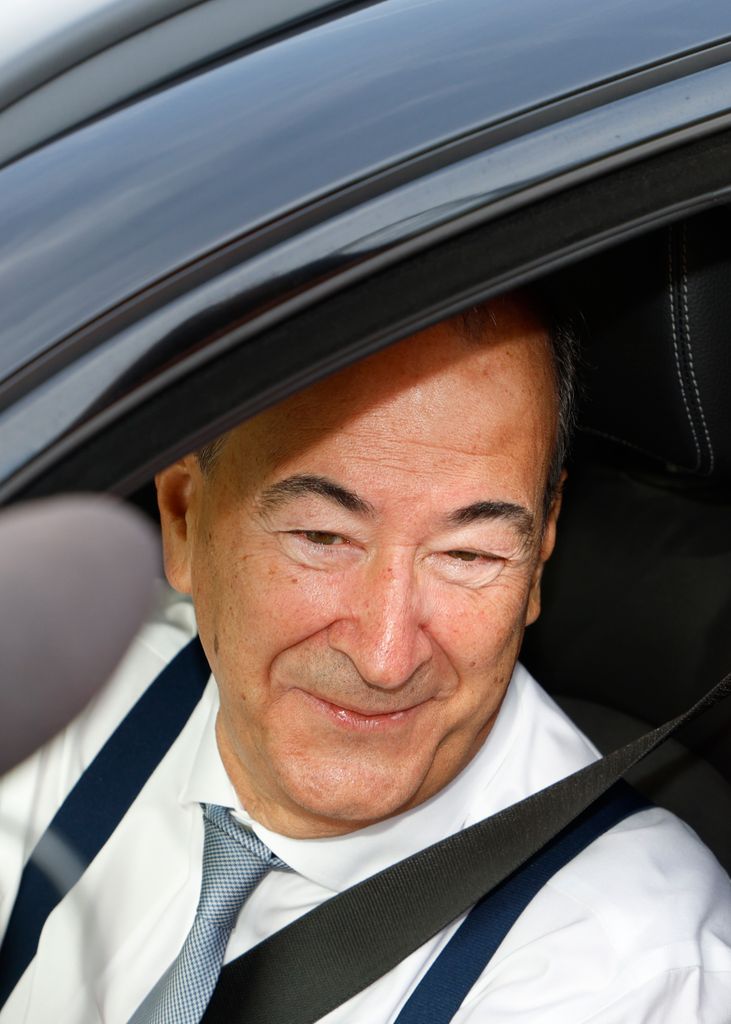 Eduardo Fernández de Blas, vicepresidente del Real Madrid y padre de la novia, llegó visiblemente emocionado al enlace de su única hija