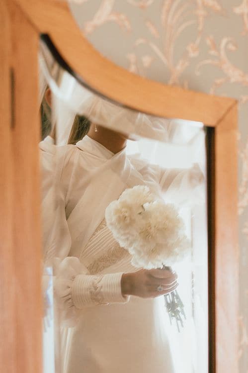 Ramo de novia de claveles