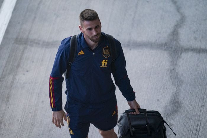 La Selección española vuelve a Madrid tras su derrota en el Mundial de Qatar