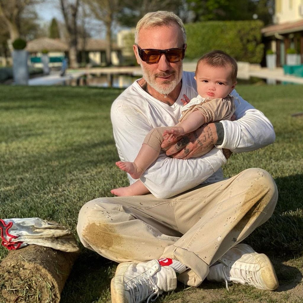 sharon fonseca gianluca vacchi y su hija blu jerusalema