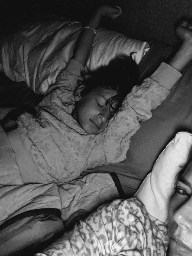 Alessandra Villegas compartió cómo pasó la noche en familia antes de su viaje 
