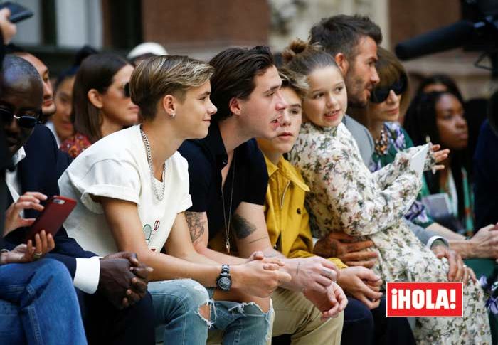 Romeo Beckham se lleva a su novia a las vacaciones familiares