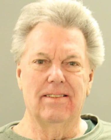 Bill Stevenson ha sido acusado del asesinato en primer grado de su esposa Linda.