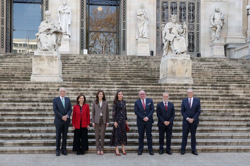 Reina Letizia en la Biblioteca Nacional