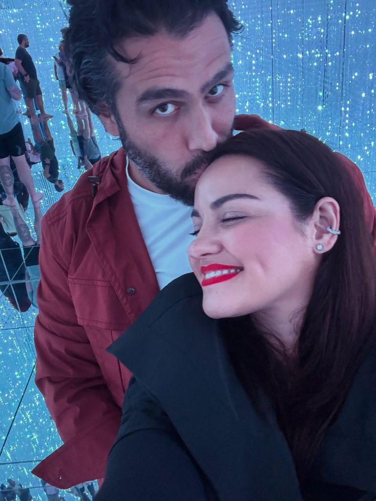 Maite Perroni se mostró muy feliz junto a su esposo Andrés Tovar.